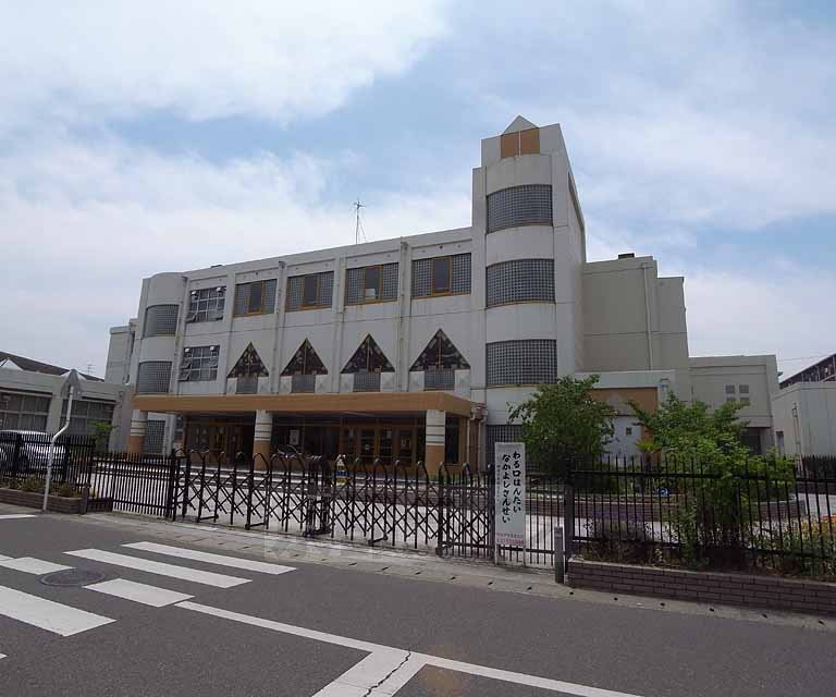 【ジュネット京都　久我の杜の小学校】