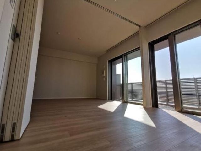 居室・リビング　同施工　現状優先