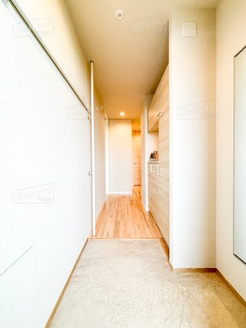 玄関　シューズボックス付きの玄関☆