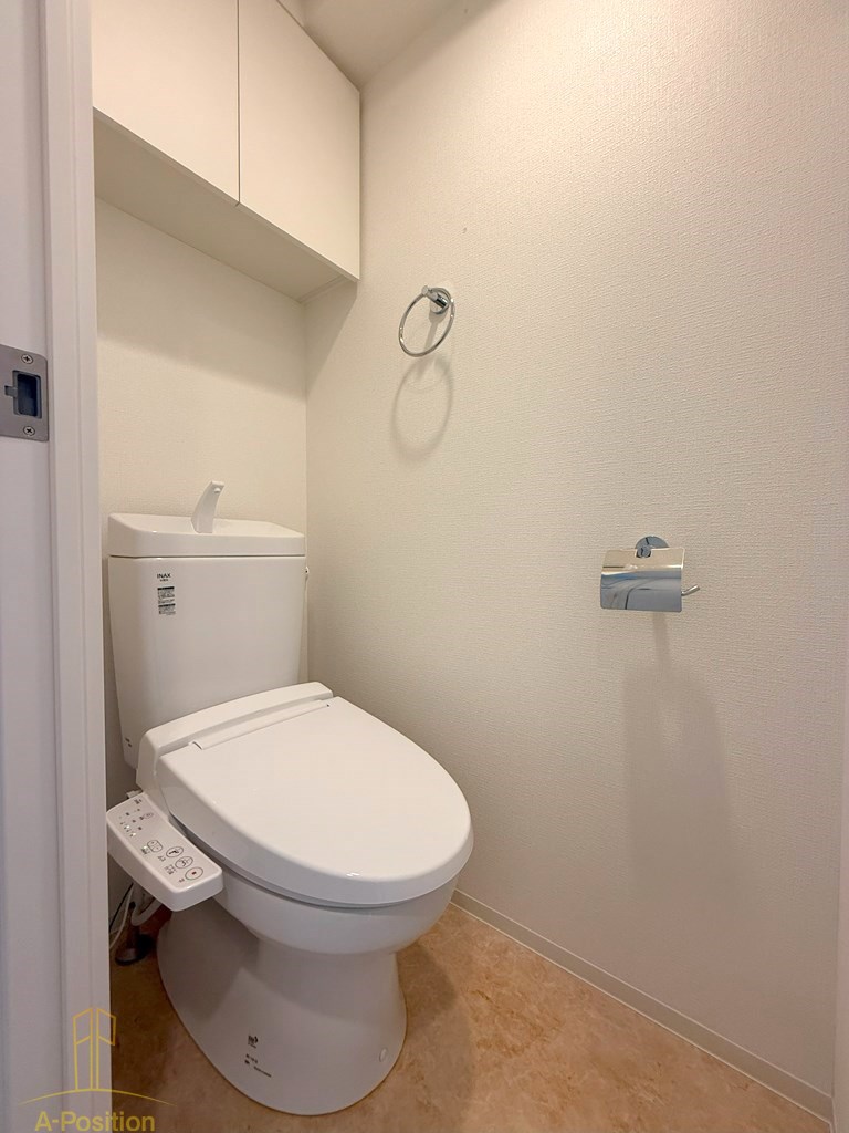 トイレ　セレニテ難波グランデノール