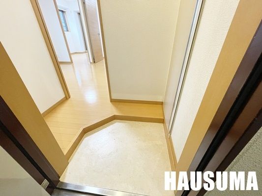 玄関　写真301号室使用