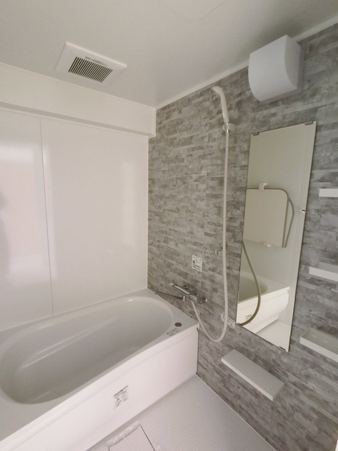 バス・シャワールーム　※別部屋参考写真です。