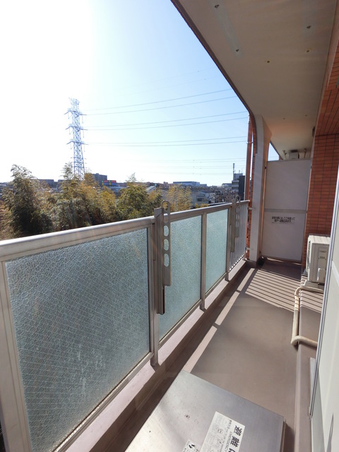 バルコニー　※別部屋参考写真です。