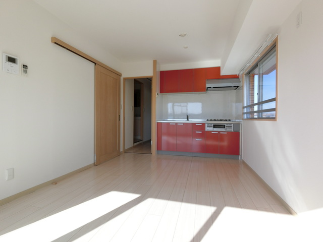 居室・リビング　※別部屋参考写真です。