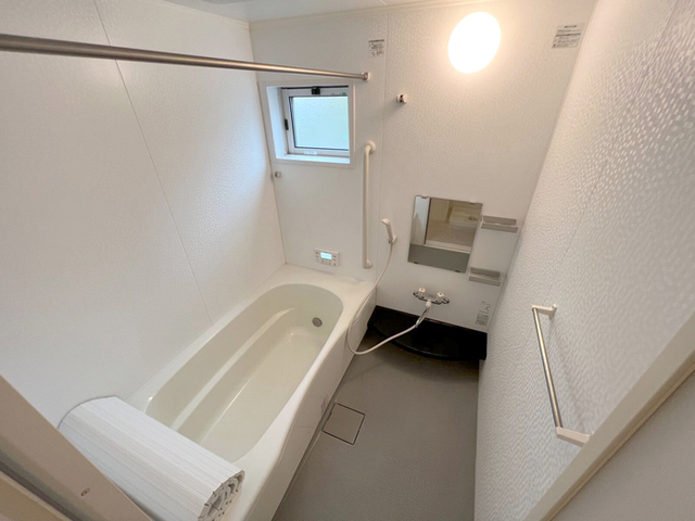 バス・シャワールーム　バスルーム