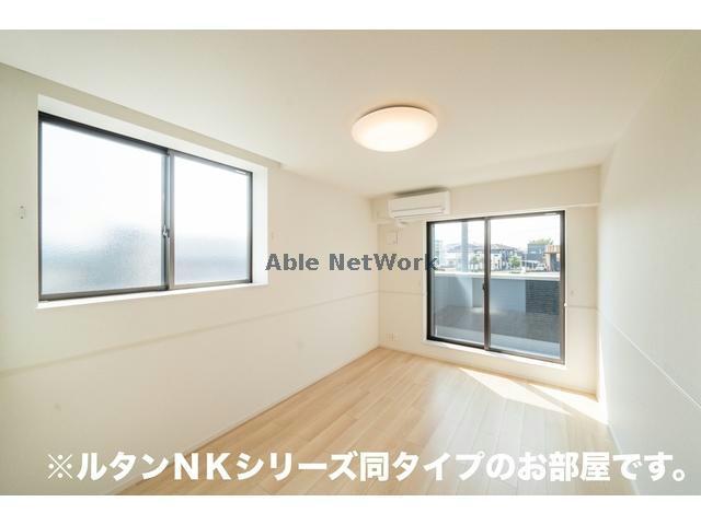 居室・リビング　同型モデル