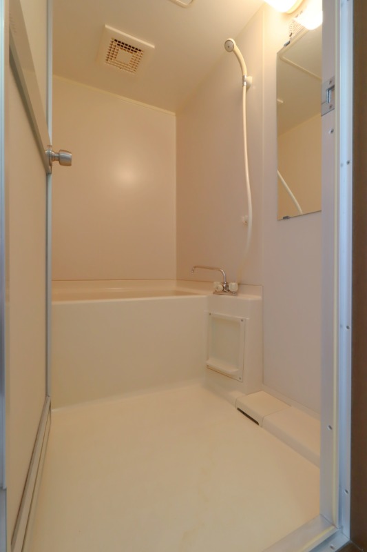 バス・シャワールーム　図面と現状に相違がある場合には現状を優先