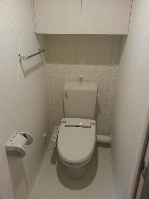 居室・リビング　トイレ（同タイプ）