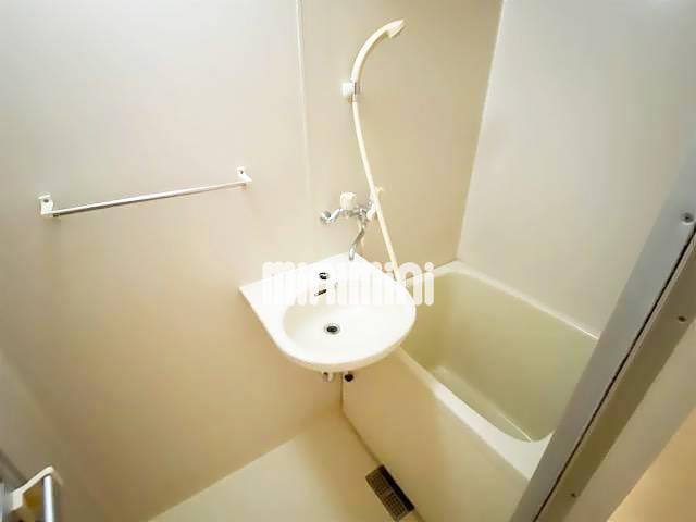 バス・シャワールーム　バス・トイレ別です