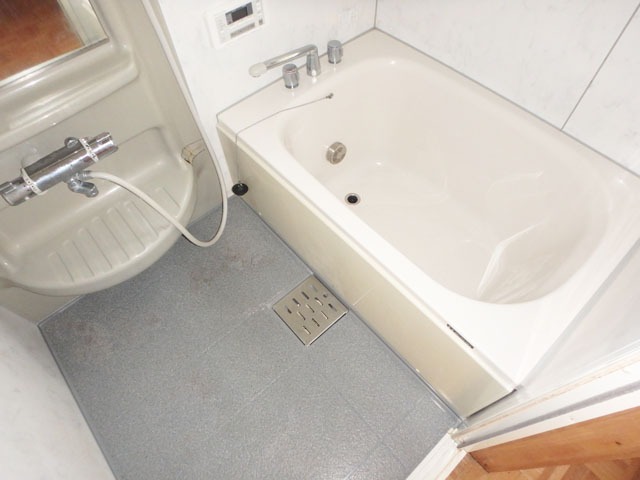 バス・シャワールーム　ゆったりバスルーム♪