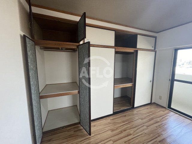 収納　大正メゾン　クローゼット