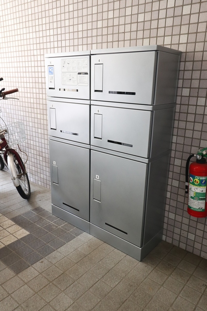 その他共有部分　対面受け取り不要な宅配ロッカー設置済です♪