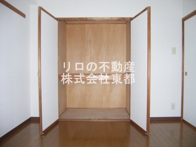 収納　奥行のある収納付です！増えがちな荷物をスッキリ収納できます！