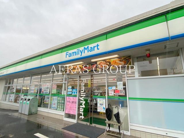 コンビニ　ファミリーマート藤沢湘南台四丁目店（コンビニ）まで387m