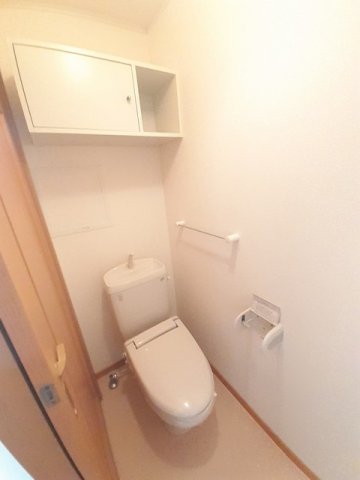 トイレ　落ち着いたトイレです