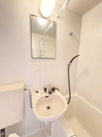 洗面設備　※別室　参考写真※