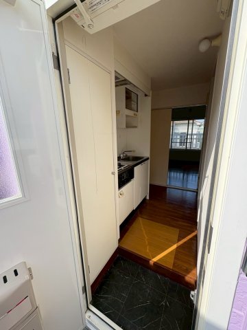 玄関　※別室　参考写真※