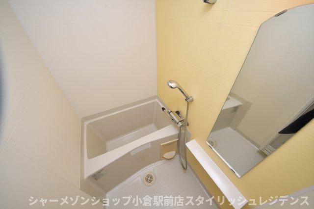 バス・シャワールーム　現況と異なる場合は現況を優先します。