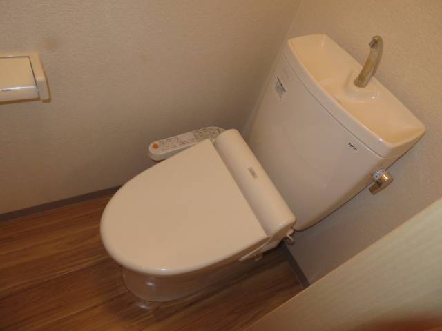 トイレ　ウォシュレット付きトイレ