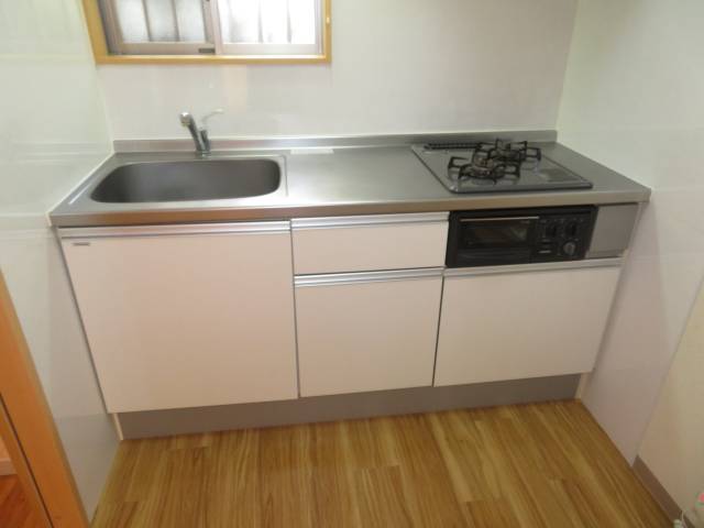 キッチン　２口ガスコンロ・グリル付きシステムキッチン