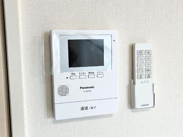 セキュリティ　カメラ付インターホン（イメージ）
