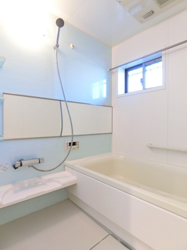 バス・シャワールーム　図面と現状に相違がある場合には現状を優先