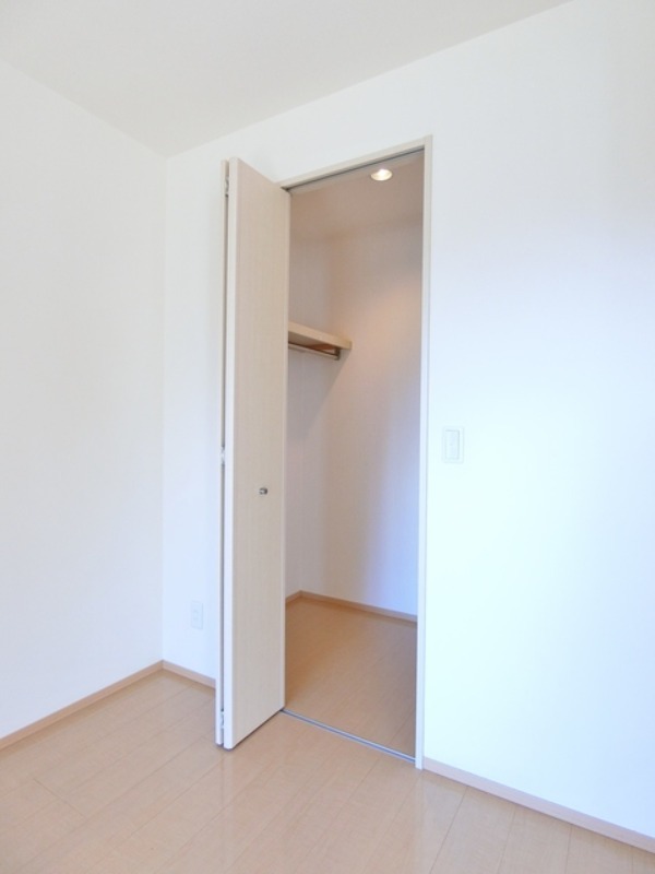 収納　図面と現状に相違がある場合には現状を優先