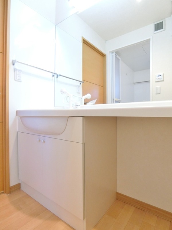 洗面設備　図面と現状に相違がある場合には現状を優先