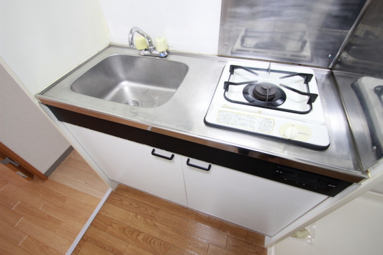 キッチン　※別部屋の写真です