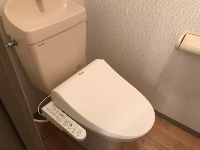 トイレ　トイレ