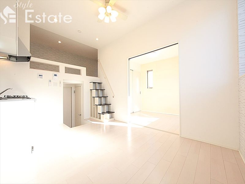 居室・リビング　リビング