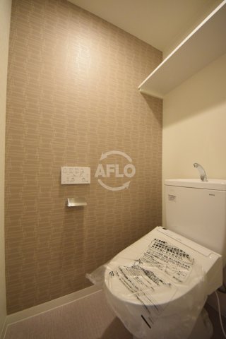 トイレ　ラクラス堺筋本町　トイレ