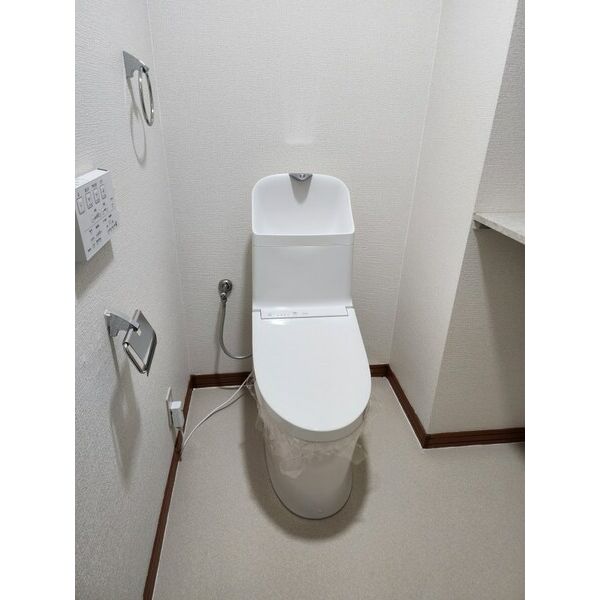 トイレ　別室の参考写真です。※現況優先