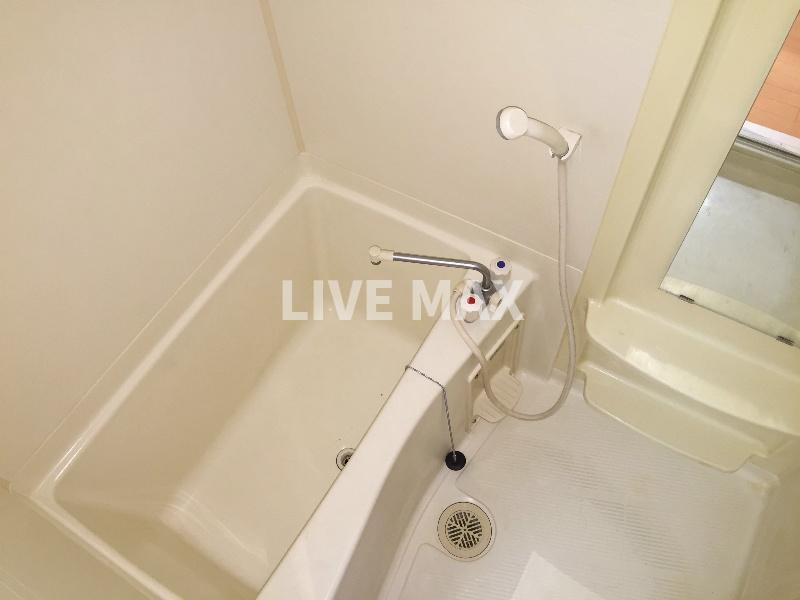 バス・シャワールーム　※別部屋の写真になります