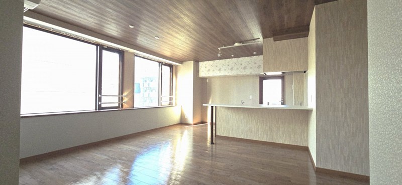 居室・リビング　リビング※別室参考写真です。