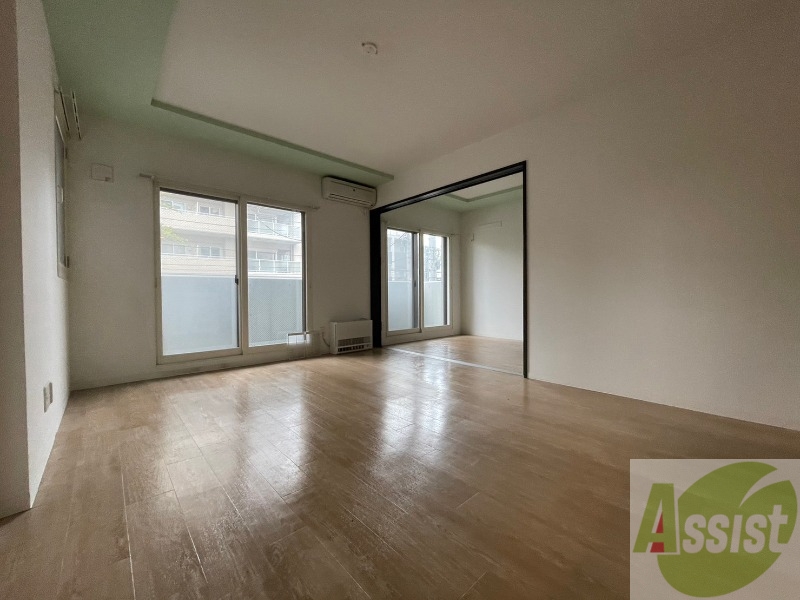 居室・リビング　広くてキレイなＬＤＫが広がっていて、充実した生活が送れそう。