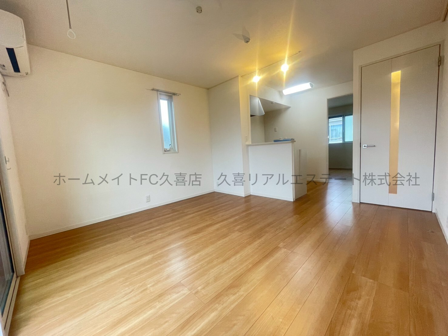 居室・リビング　同建物別号室