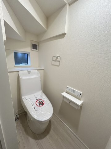 トイレ　※同シリーズの写真ですので、イメージになります。