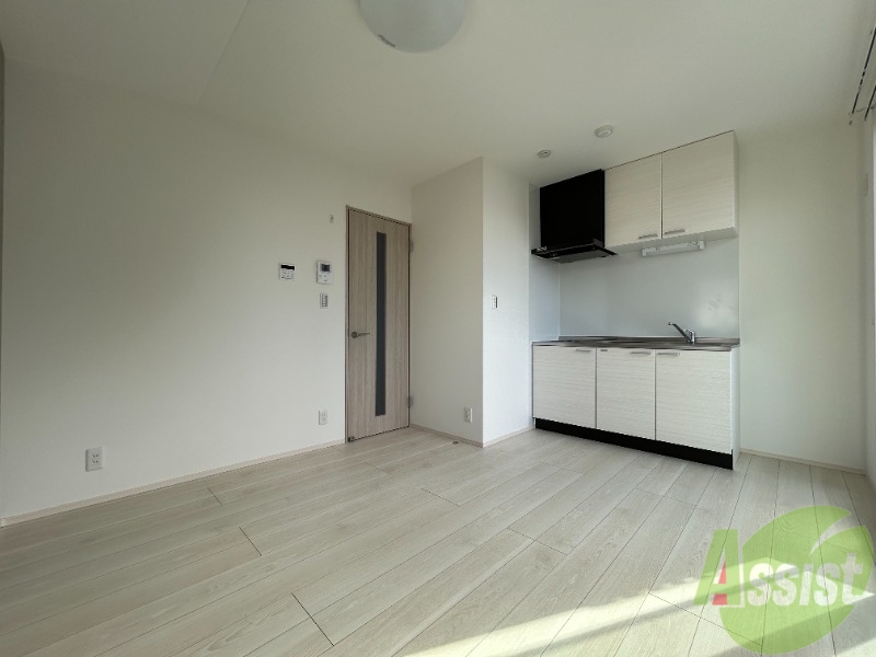 居室・リビング　７．１帖のＤＫです。冷蔵庫や食器棚を置けそうですね。