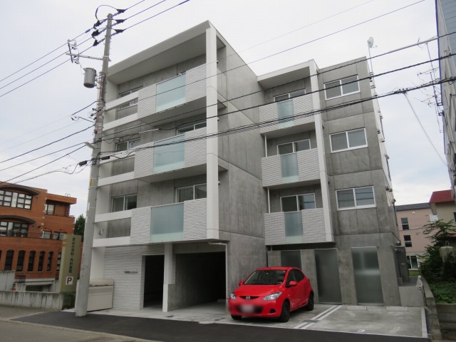 建物外観　☆地下鉄東豊線【美園駅】まで徒歩7分！