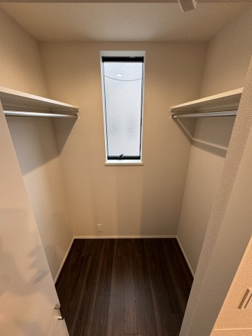 収納　★ウォークインクローゼット★