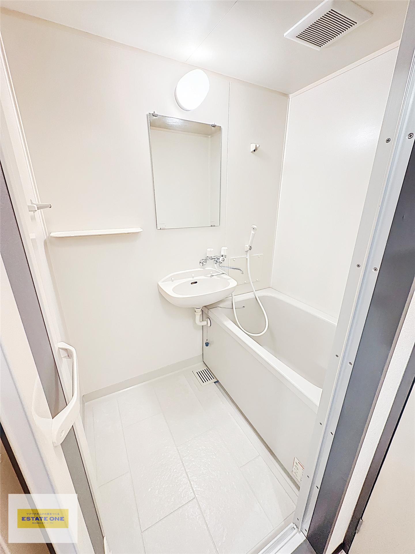 バス・シャワールーム　ゆったりくつろげます♪