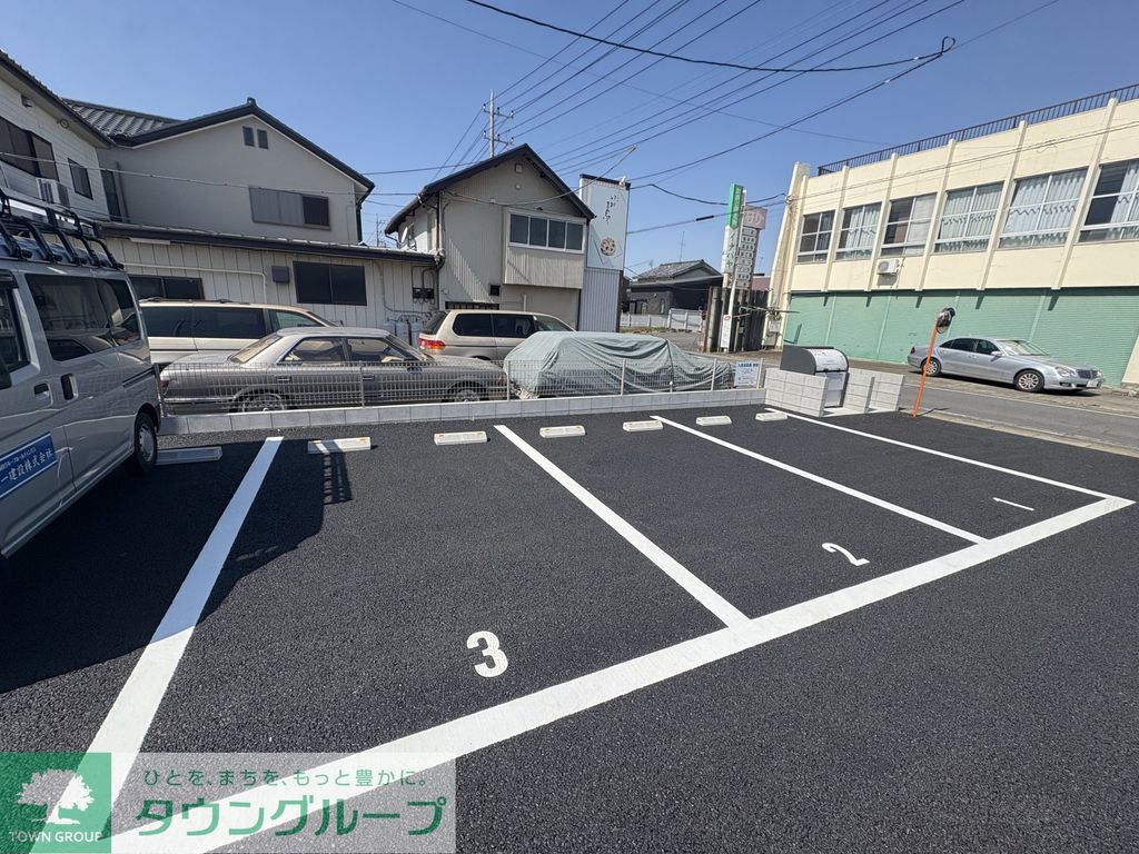 駐車場　駐車場