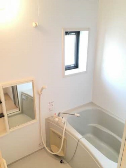 バス・シャワールーム　※他号室の写真です