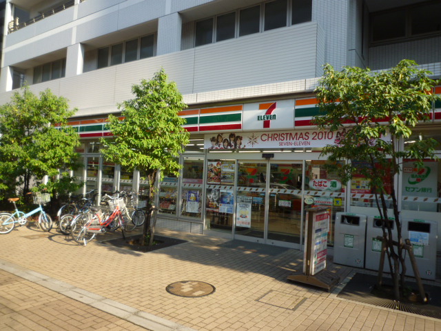 コンビニ　セブンイレブン芝浦4丁目店（コンビニ）まで307m