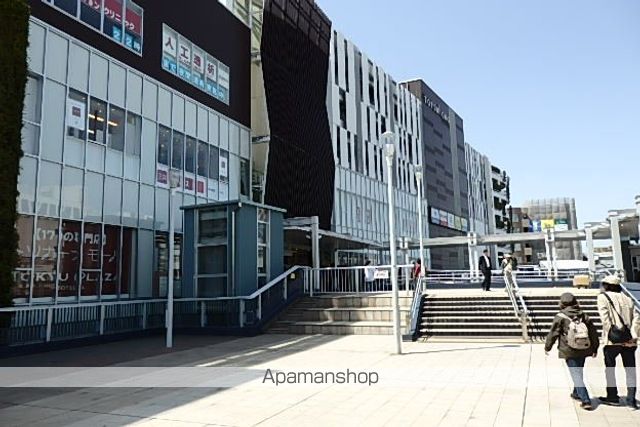 ショッピングセンター　トツカーナ（ショッピングセンター）まで1480m