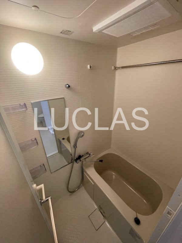 バス・シャワールーム　清潔感のある浴室で日々の疲れを癒します♪