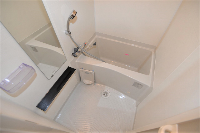 バス・シャワールーム　お風呂です