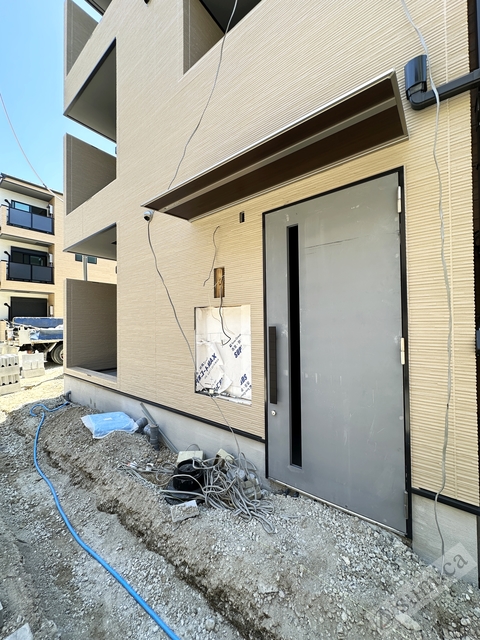 エントランス　オートロック完備・便利な宅配ボックスも完備