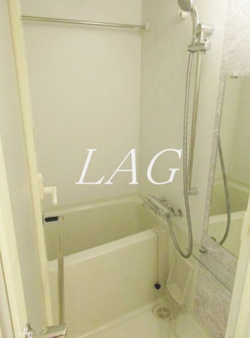 バス・シャワールーム　お風呂です。